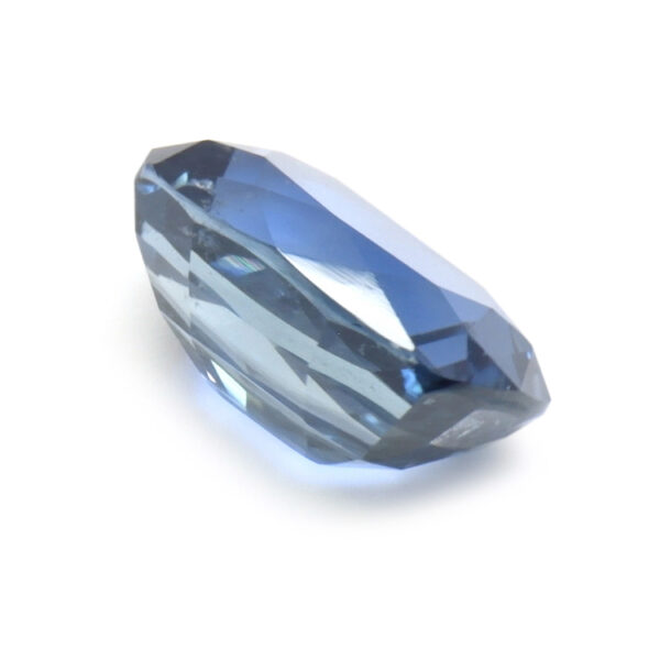 Blue Sapphire from Africa 6.66 Ct.