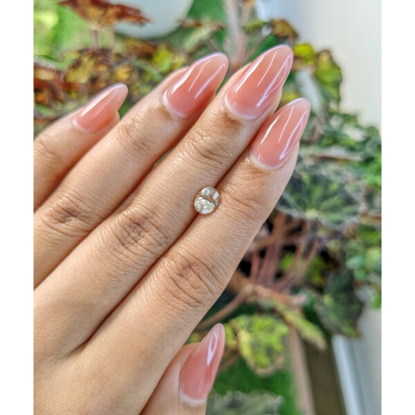 Peach Sapphire from Ceylon (Sri Lanka)1.09 Ct.