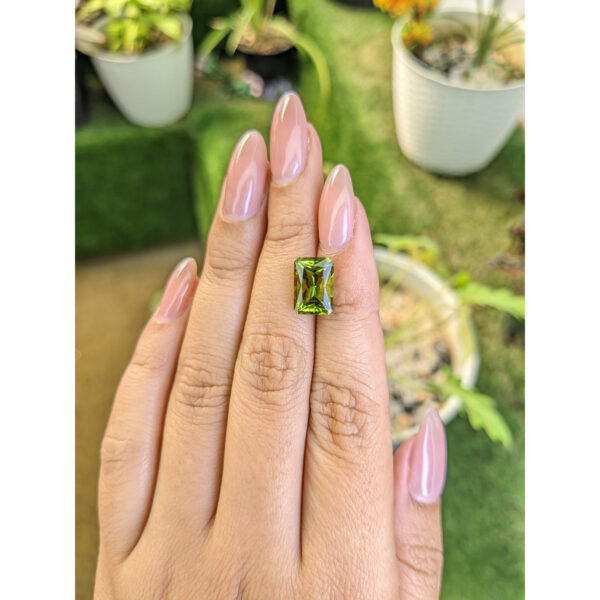 Peridot Radiant 4.22 Ct.